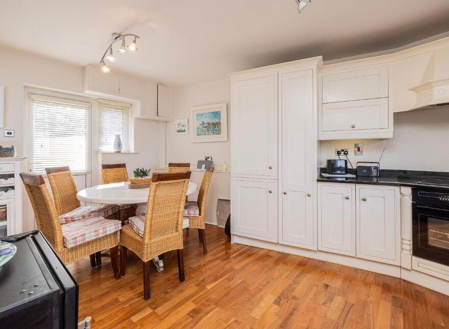 17 The Hoar Rock, Skerries, K34DY84