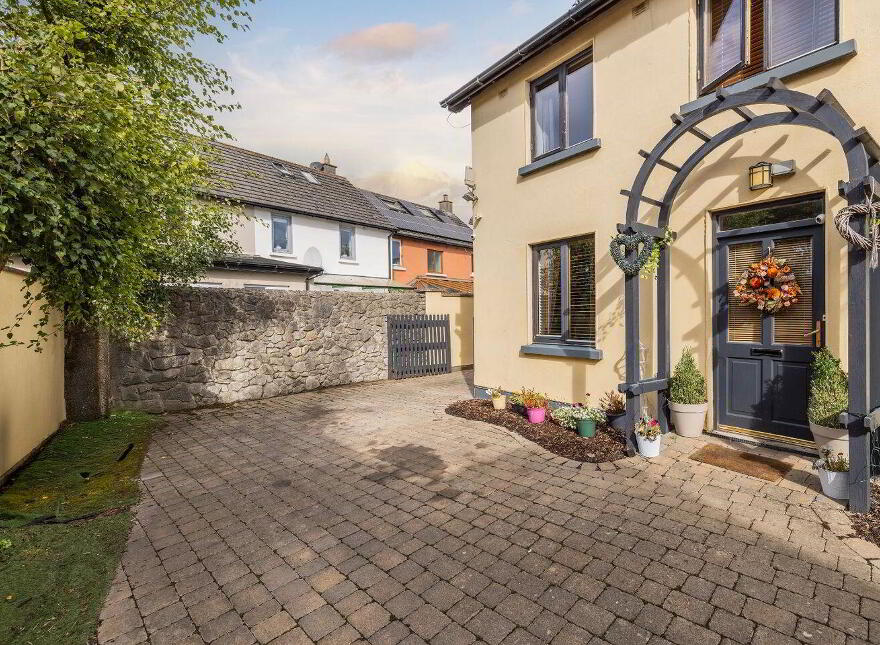Fado, 12 Danes Court, Lusk Village, Lusk, K45XY22