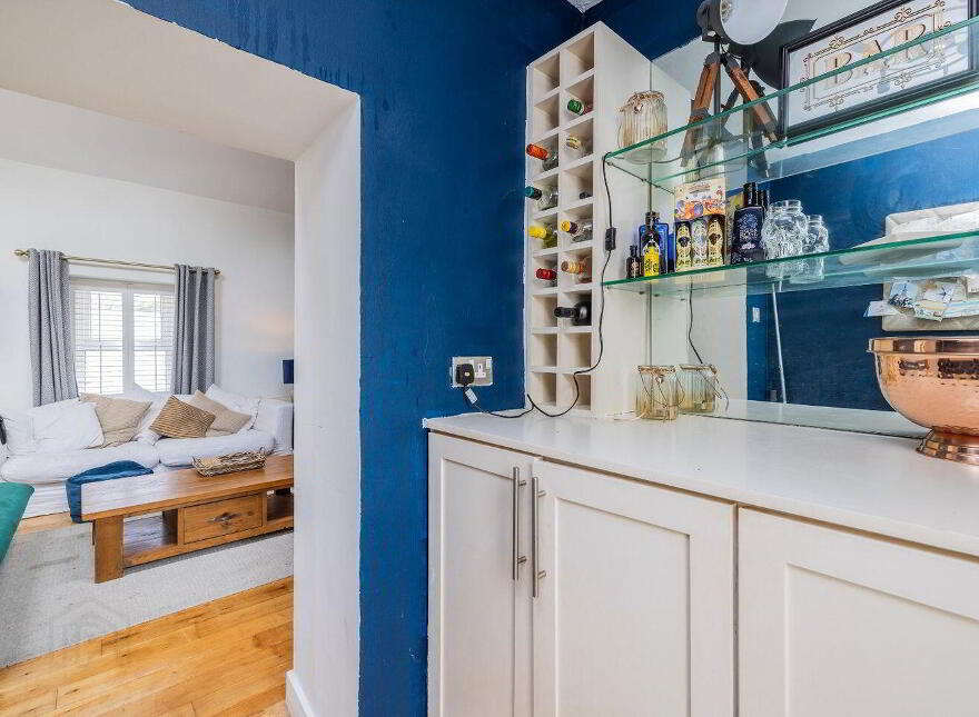 Hazel Cottage, 6 The Square, Skerries, K34RK27