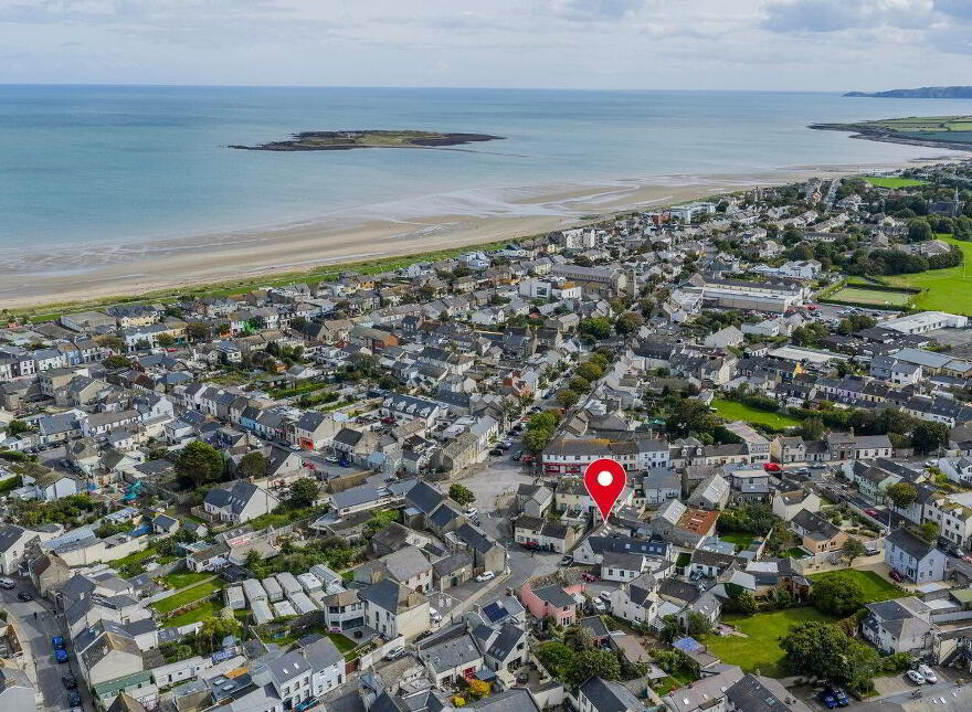 Hazel Cottage, 6 The Square, Skerries, K34RK27