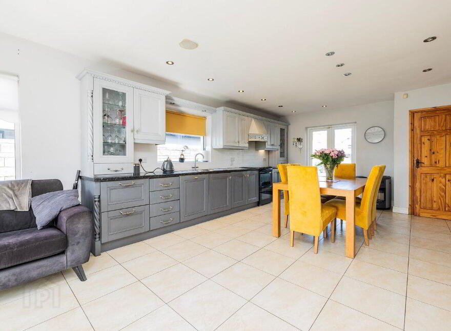 St. Josephs Road, Rush, K56AF82