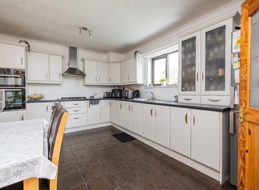 8 The Coachyard, Balrothery, K32Y652