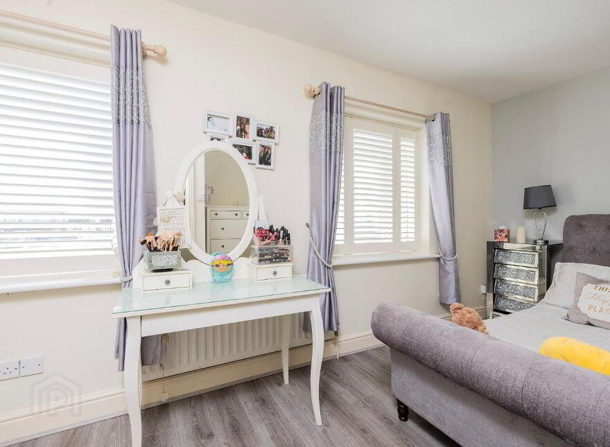 49 Tayleurs Point, Rush, K56E670
