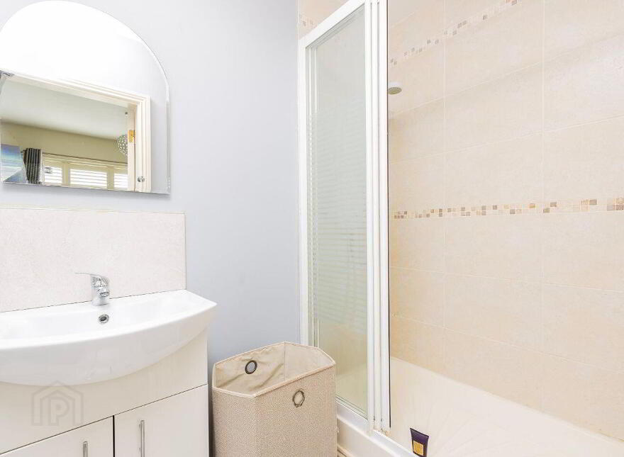 49 Tayleurs Point, Rush, K56E670