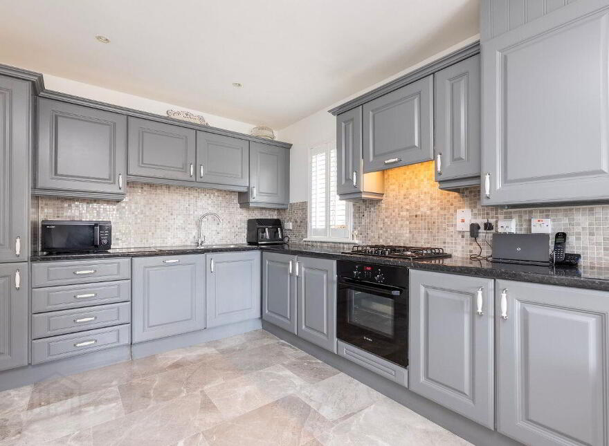 42 Tayleurs Point, Rush, K56V097