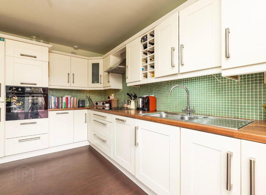 34 Tayleurs Point, Rush, K56R527