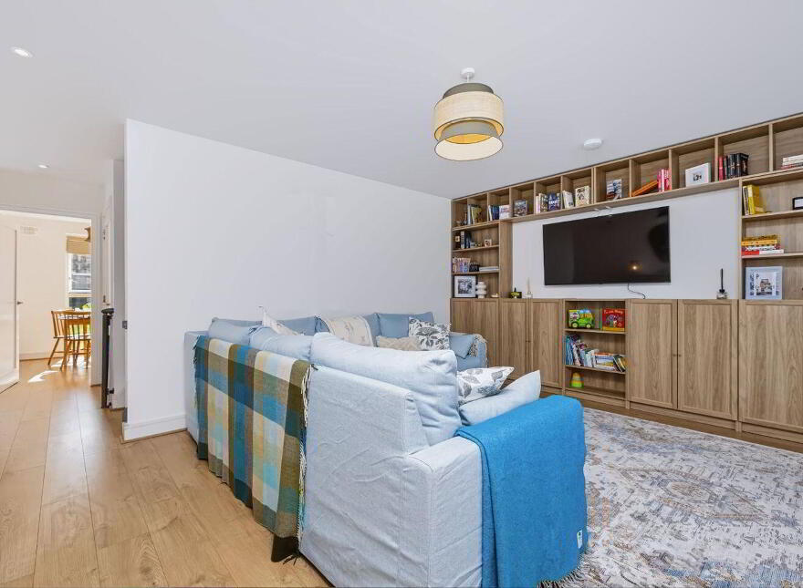 8 Folkstown Park, Taylor Hill Boulevard, Balbriggan, K32P270