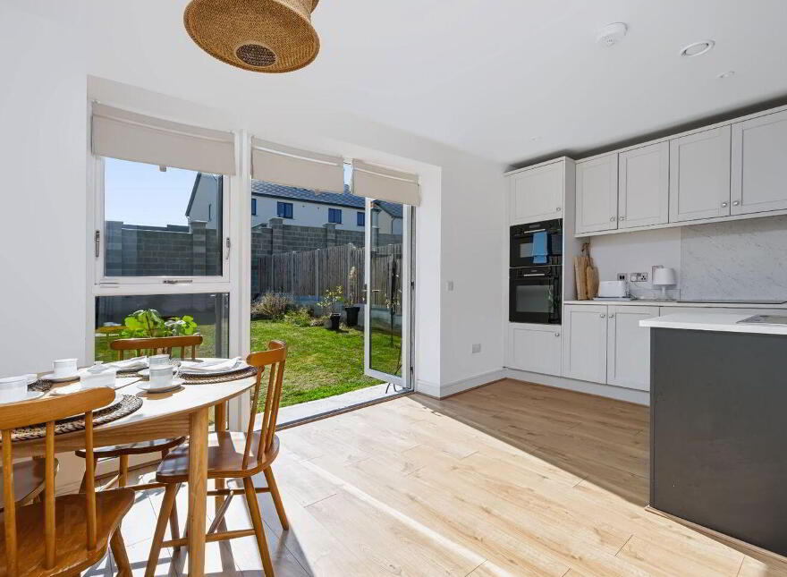 8 Folkstown Park, Taylor Hill Boulevard, Balbriggan, K32P270