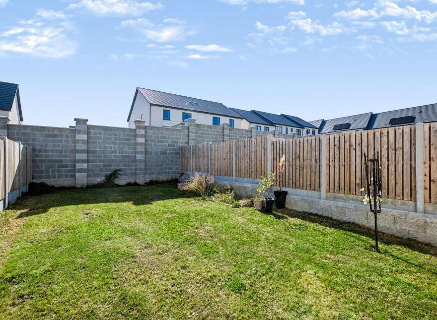 8 Folkstown Park, Taylor Hill Boulevard, Balbriggan, K32P270