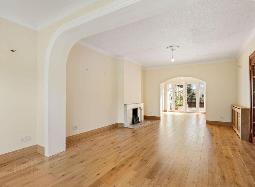 4 Clonkeen Lawn, Clonkeen Road, Deansgrange, Blackrock, Kill O' The Grange, A94C7V0
