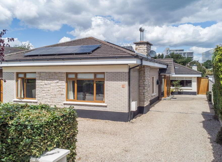 18 Dornden Park, Booterstown, A94Y194 photo
