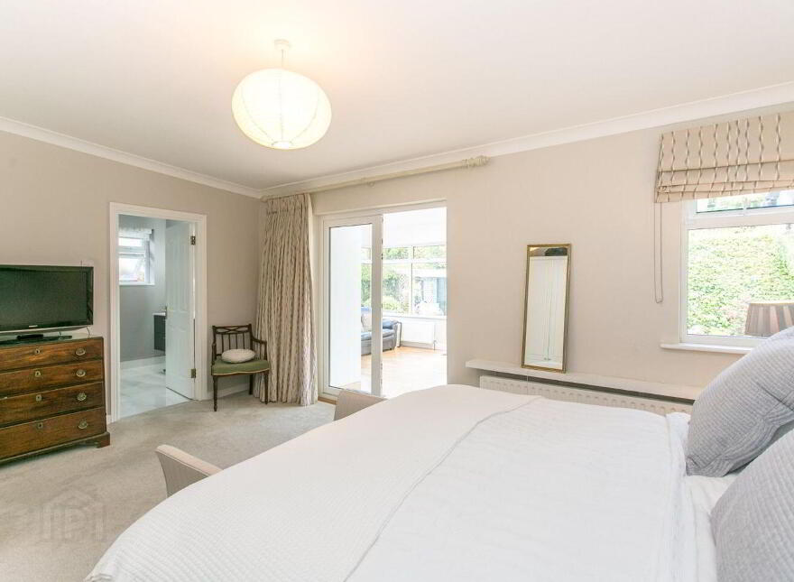 18 Dornden Park, Booterstown, A94Y194
