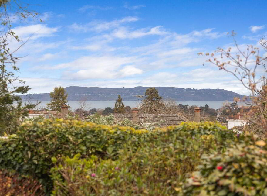 19 Knocksinna Park, Foxrock, Foxrock, D18V8N9