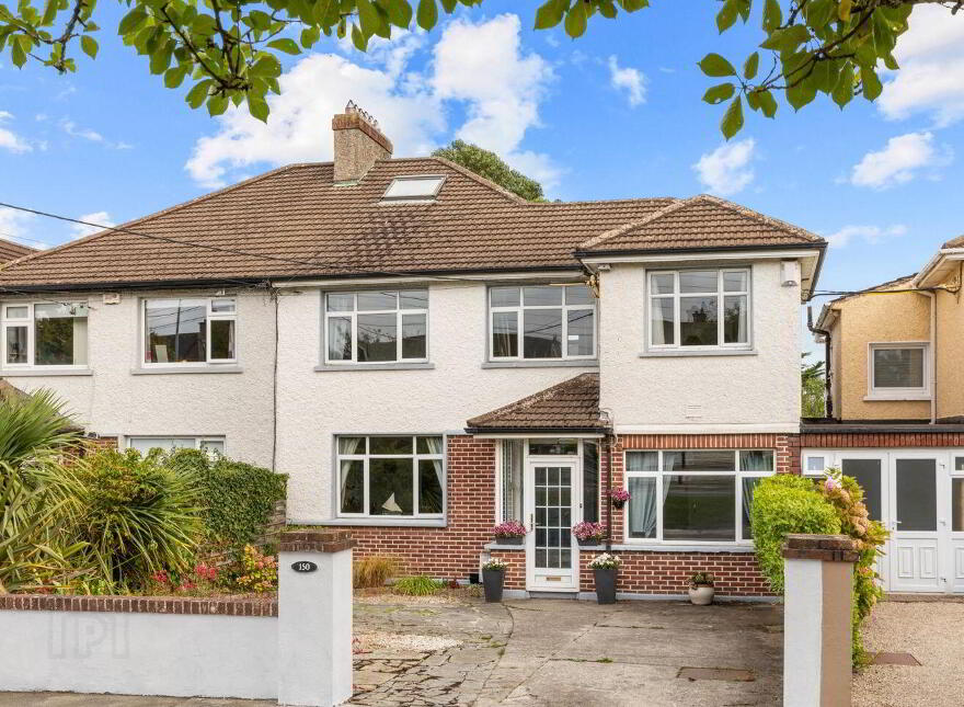 150 Clonkeen Road, Blackrock, Blackrock, A94RF24 photo