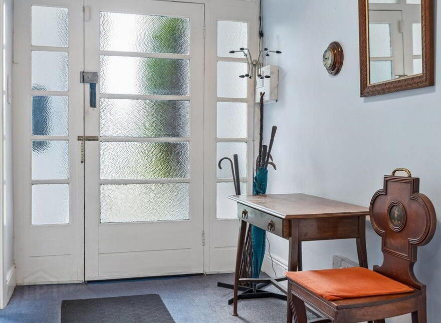 Mallard, Foxrock Park, Kill Lane, Foxrock, Foxrock, D18EA26
