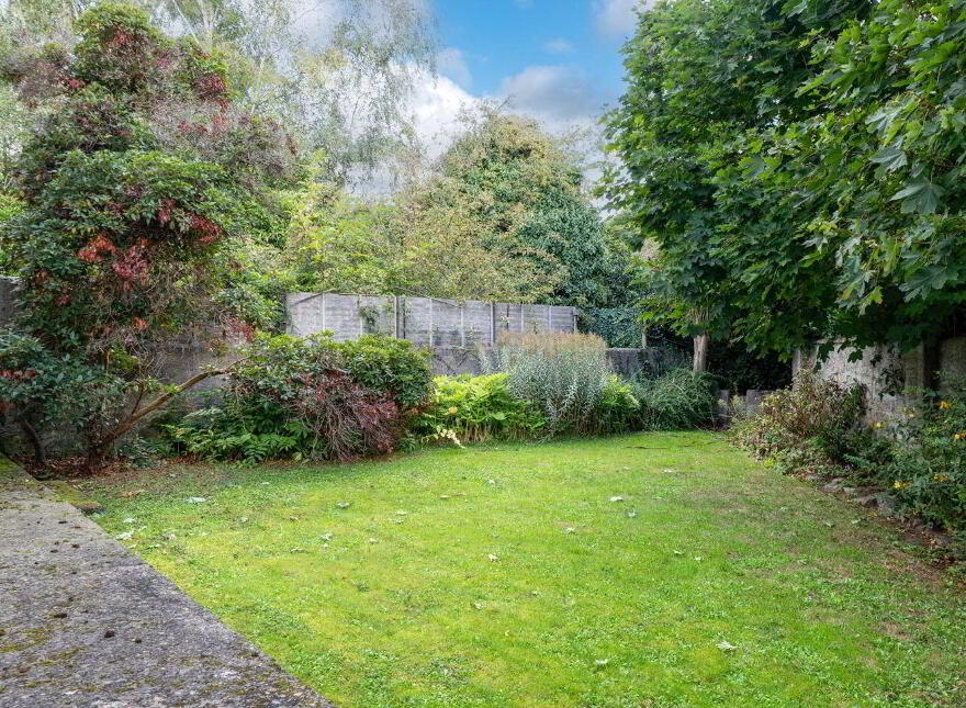 Mallard, Foxrock Park, Kill Lane, Foxrock, Foxrock, D18EA26
