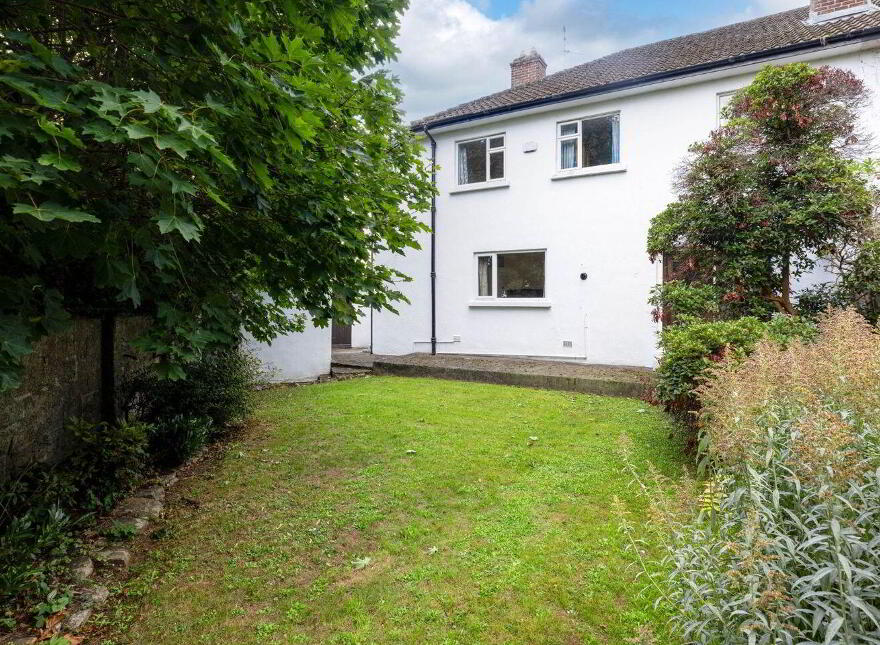 Mallard, Foxrock Park, Kill Lane, Foxrock, Foxrock, D18EA26