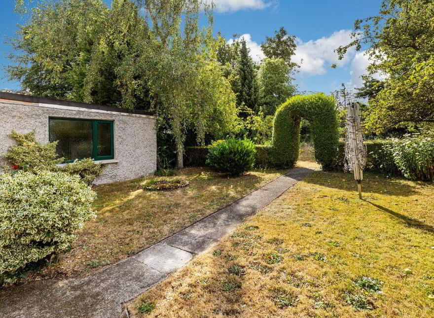 75 Howth Road, Clontarf, Clontarf, D03A2R7