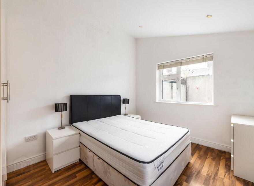 211 Clonliffe Road, Drumcondra, Drumcondra, D03XR60