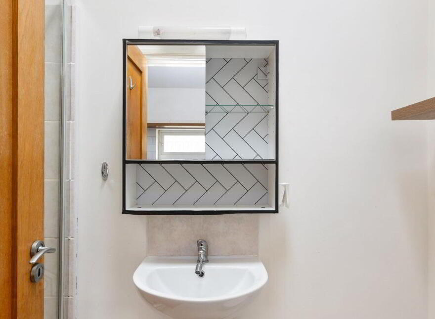 211 Clonliffe Road, Drumcondra, Drumcondra, D03XR60