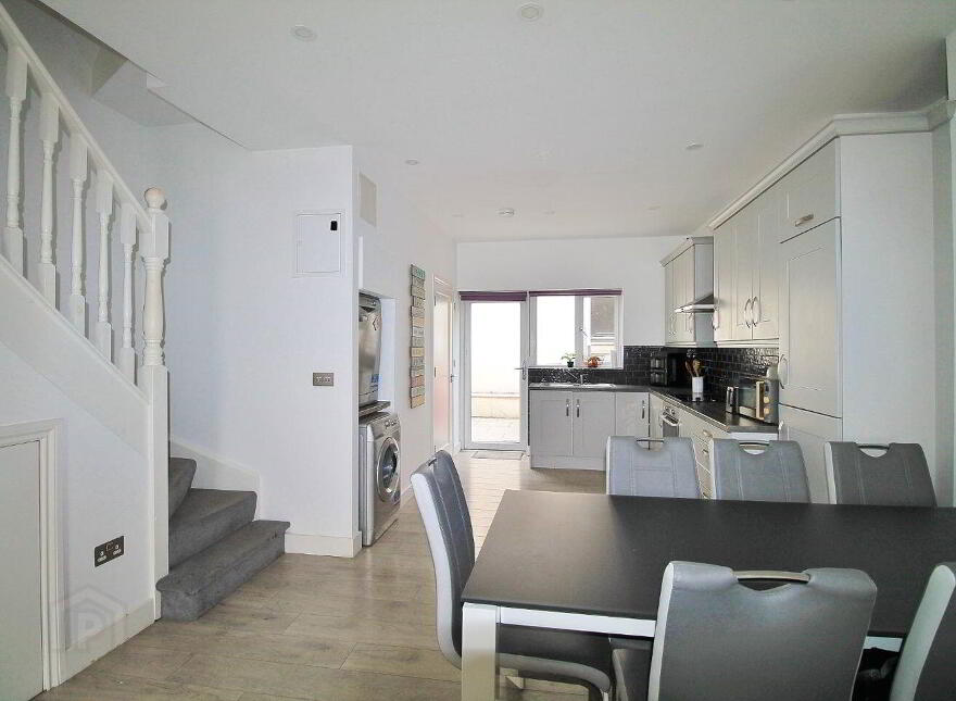 18 Millmount Avenue, Drumcondra, Drumcondra, D09H3K8