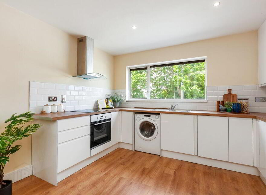 1 Arnwood, Blackhorse Avenue, Dublin 7, D07RT98
