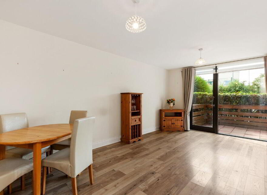 4 Parkview Grove, Finglas, Finglas, D11V882