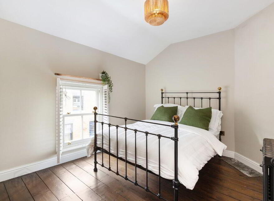 24 Great Western Villas, Phibsboro, Dublin 7, D07F3F2
