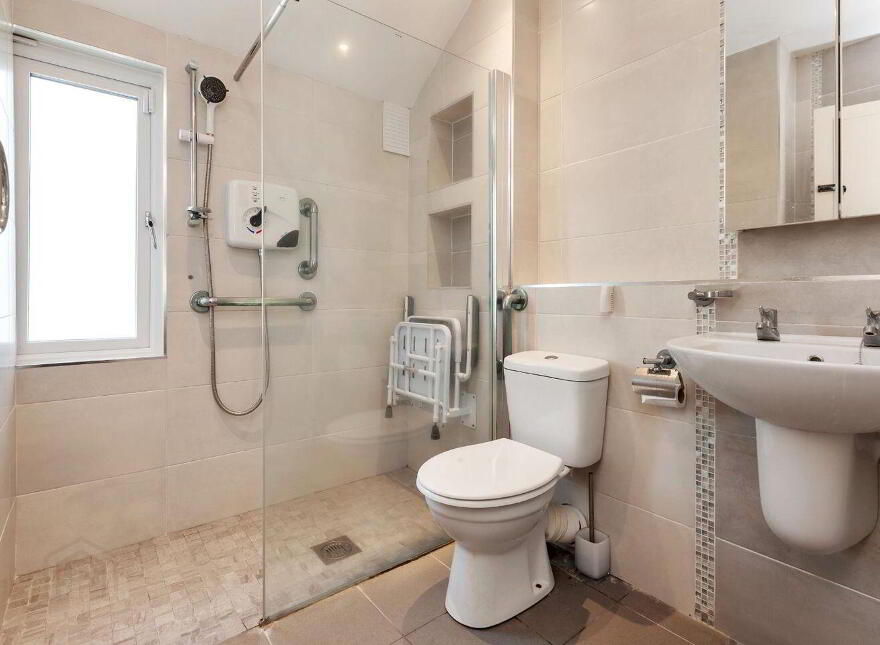 6 St Fintan Terrace, Cabra, Cabra, D07