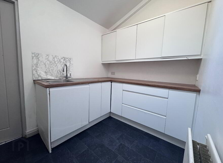22 Orkney Street, Belfast, BT13 3GR