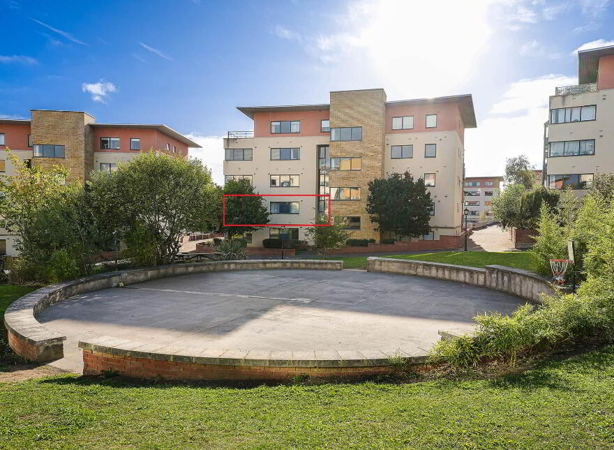 52 The Oval, Tullyvale, Cabinteely, Dublin, D18P942