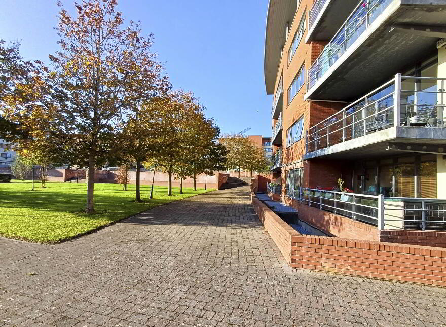 52 The Oval, Tullyvale, Cabinteely, Dublin, D18P942
