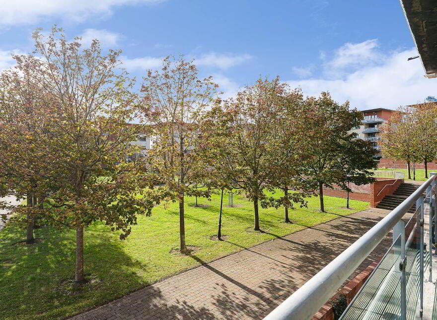 52 The Oval, Tullyvale, Cabinteely, Dublin, D18P942