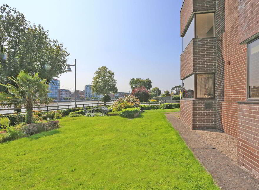 10 Strand Court, O' Callaghan, Strand, V94N220