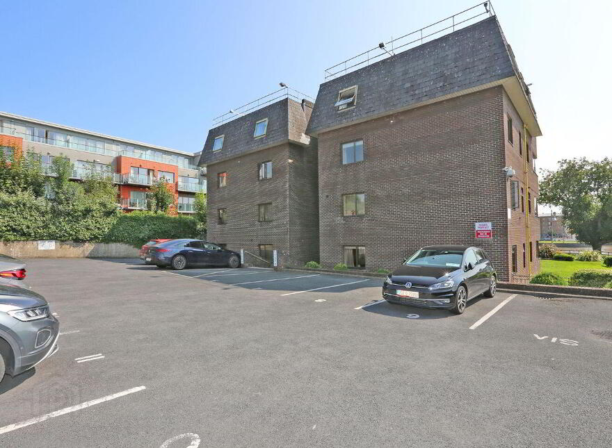10 Strand Court, O' Callaghan, Strand, V94N220