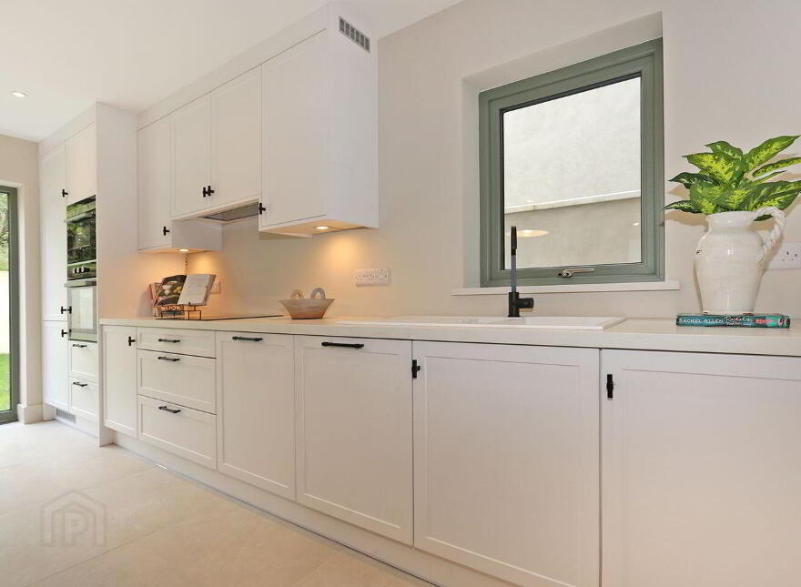 2 Barnakyle Gardens, Patrickswell, V9400N2