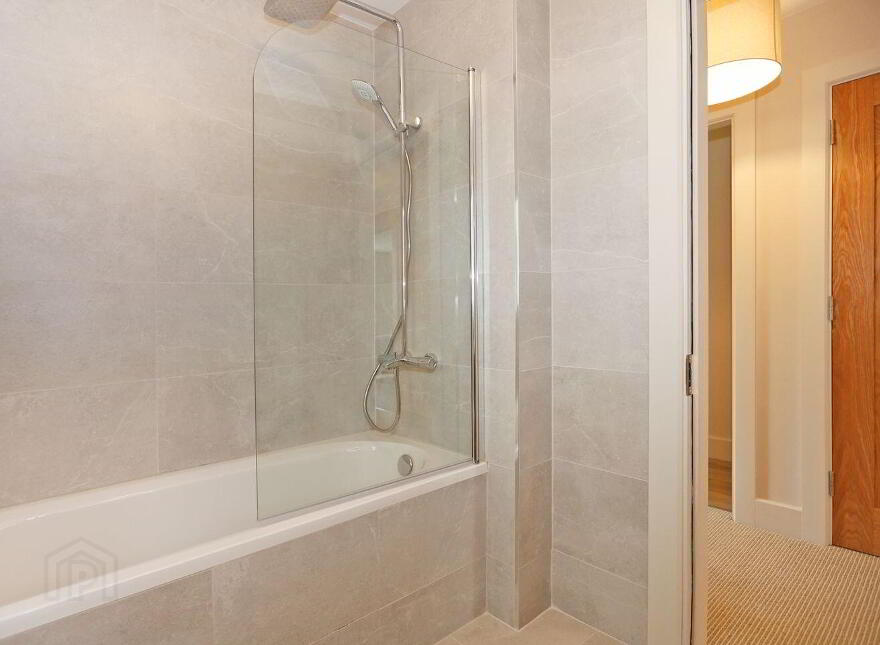 2 Barnakyle Gardens, Patrickswell, V9400N2