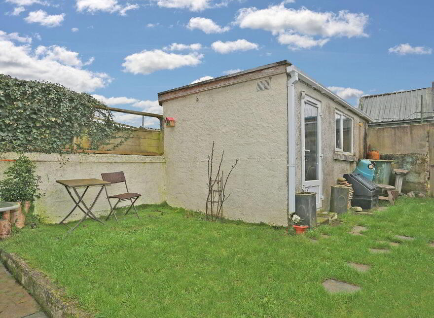 Inisbeo, 8 Elm Park, Ennis Road, V94X3WX