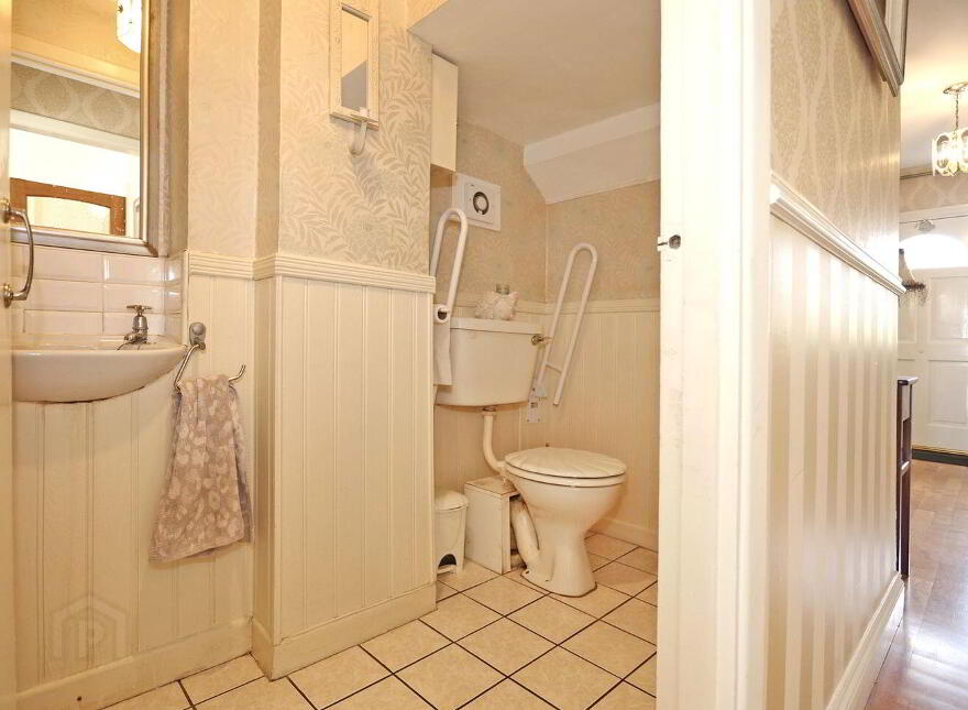 Ardnahinch, 1 Golf Links Road, Castletroy, V94WK0D