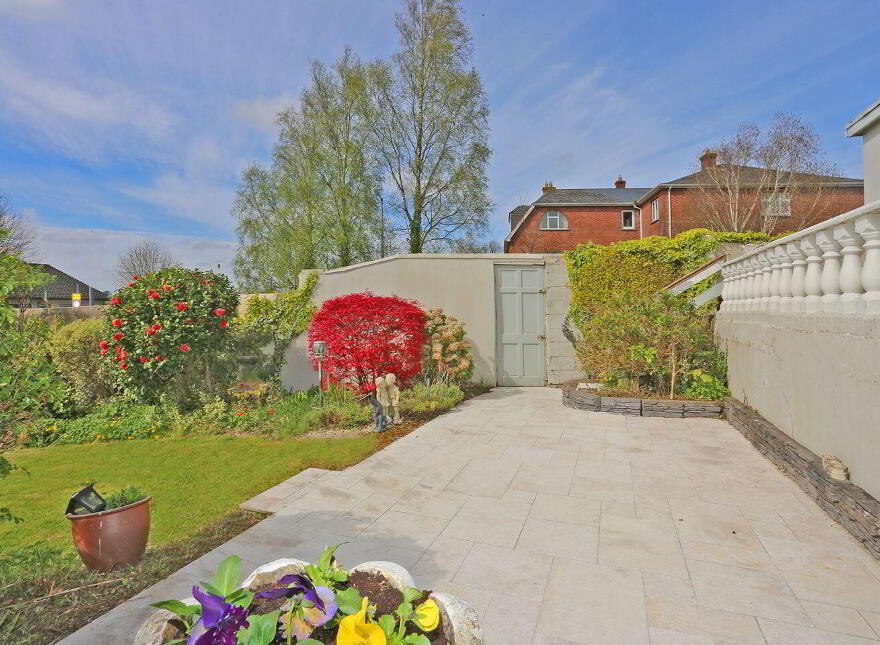 Ardnahinch, 1 Golf Links Road, Castletroy, V94WK0D