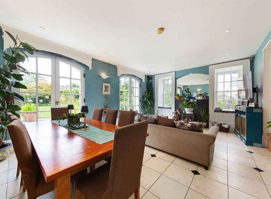 Sunville House, North Circular Road, North Circular Road, V94X59H