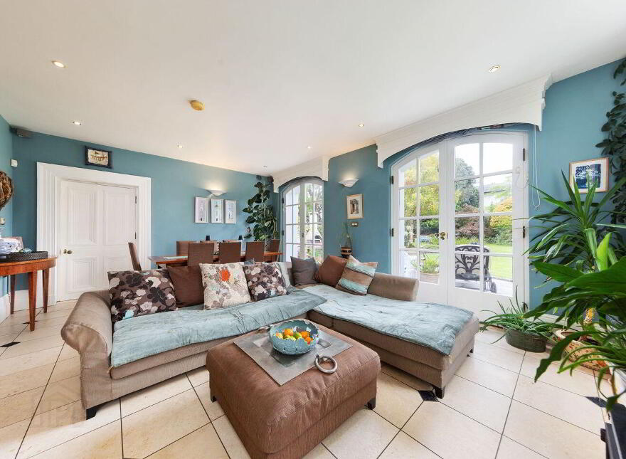 Sunville House, North Circular Road, North Circular Road, V94X59H