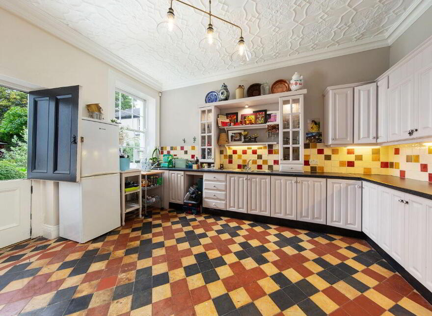Sunville House, North Circular Road, North Circular Road, V94X59H