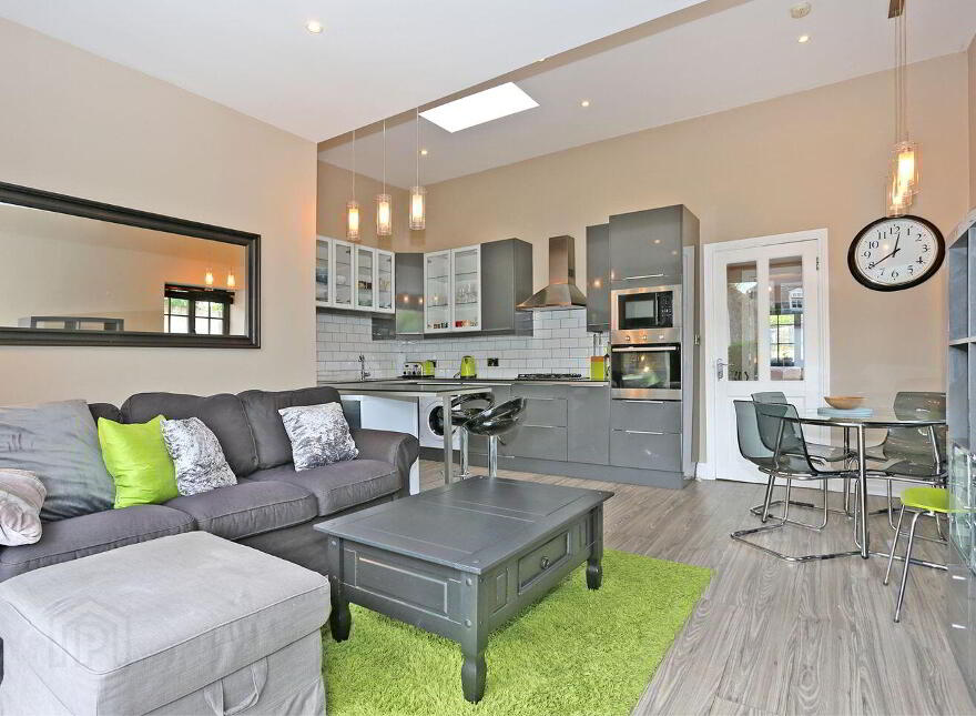 Sunville House, North Circular Road, North Circular Road, V94X59H