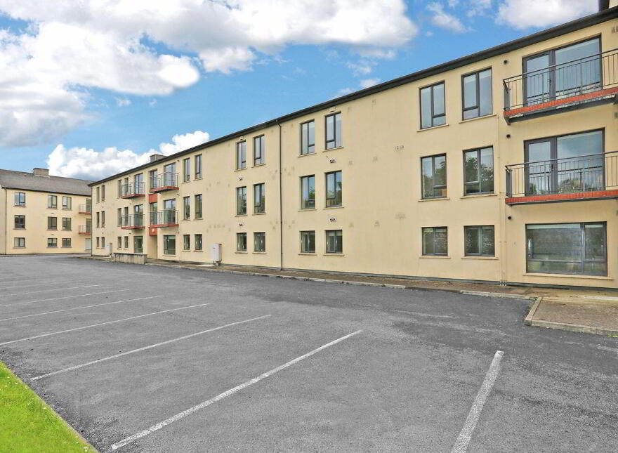 5 Parkville Court, Dublin Road