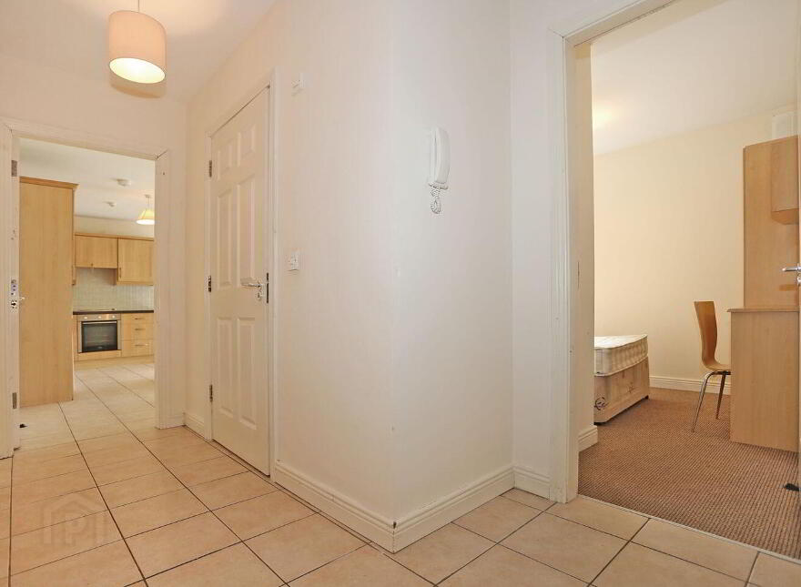 5 Parkville Court, Dublin Road