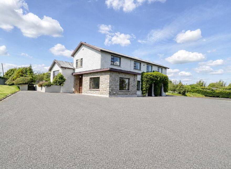 "Curragha", Mountrath Road, Portlaoise, R32CCN8