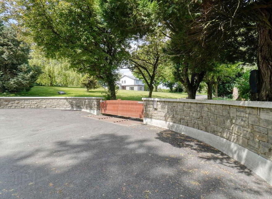 "Curragha", Mountrath Road, Portlaoise, R32CCN8