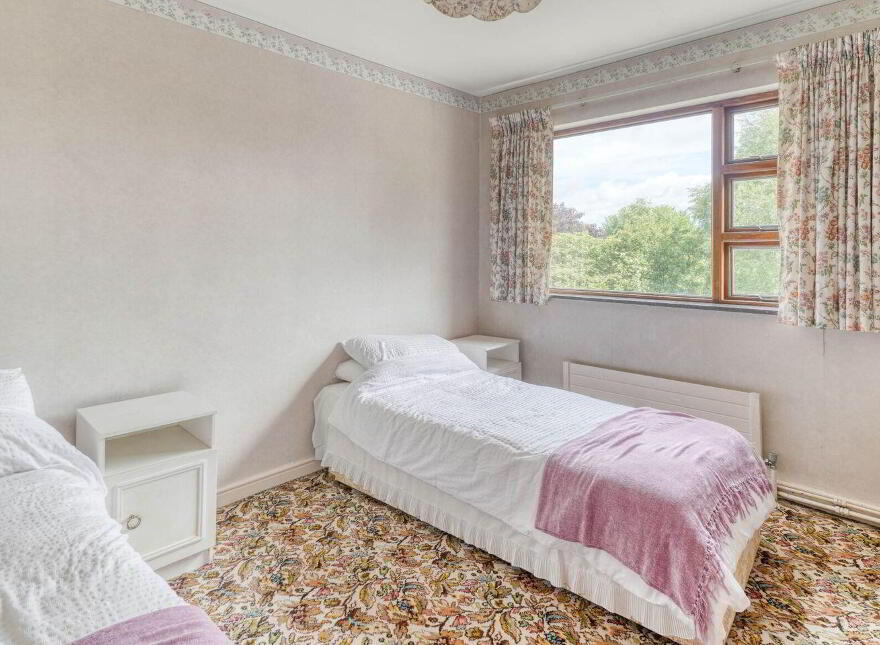 "Curragha", Mountrath Road, Portlaoise, R32CCN8
