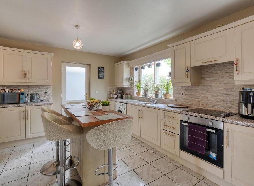 5 Wallis Street, Mountrath, R32P446